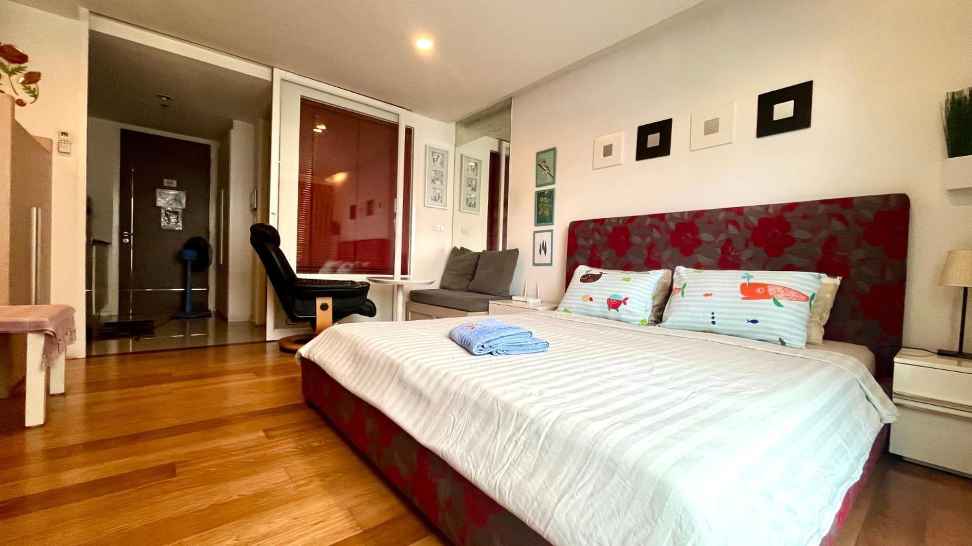 Cozy Studio Walk To Bts Free Wi-Fi Great Location Bangkok Exterior photo