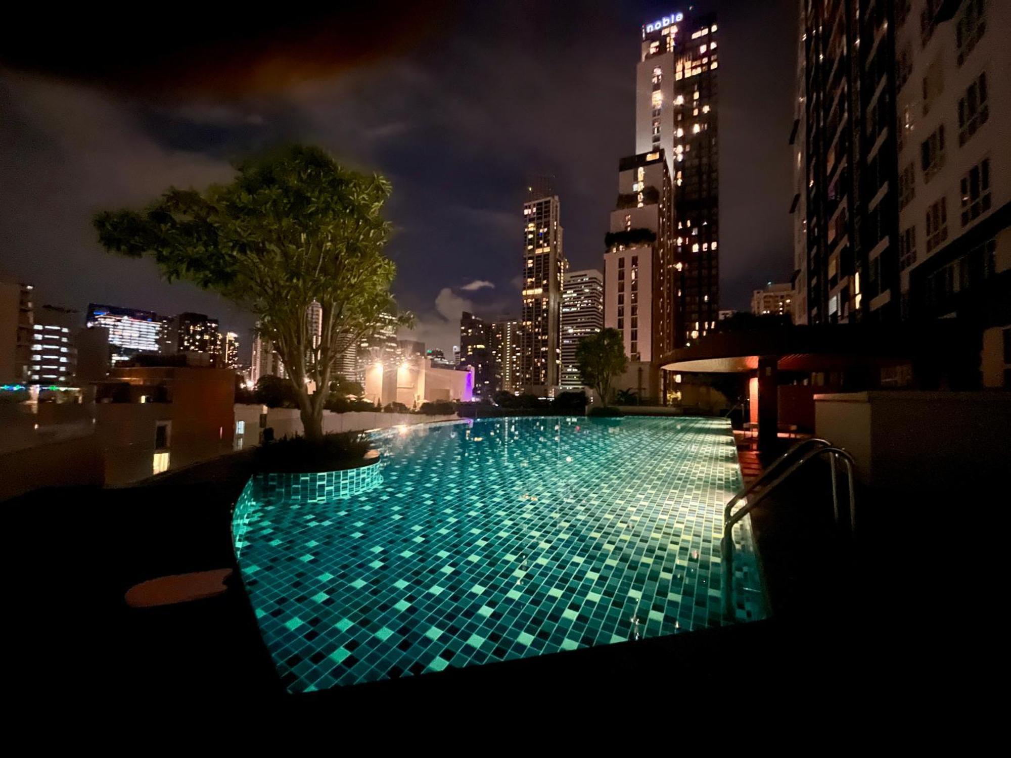 Cozy Studio Walk To Bts Free Wi-Fi Great Location Bangkok Exterior photo