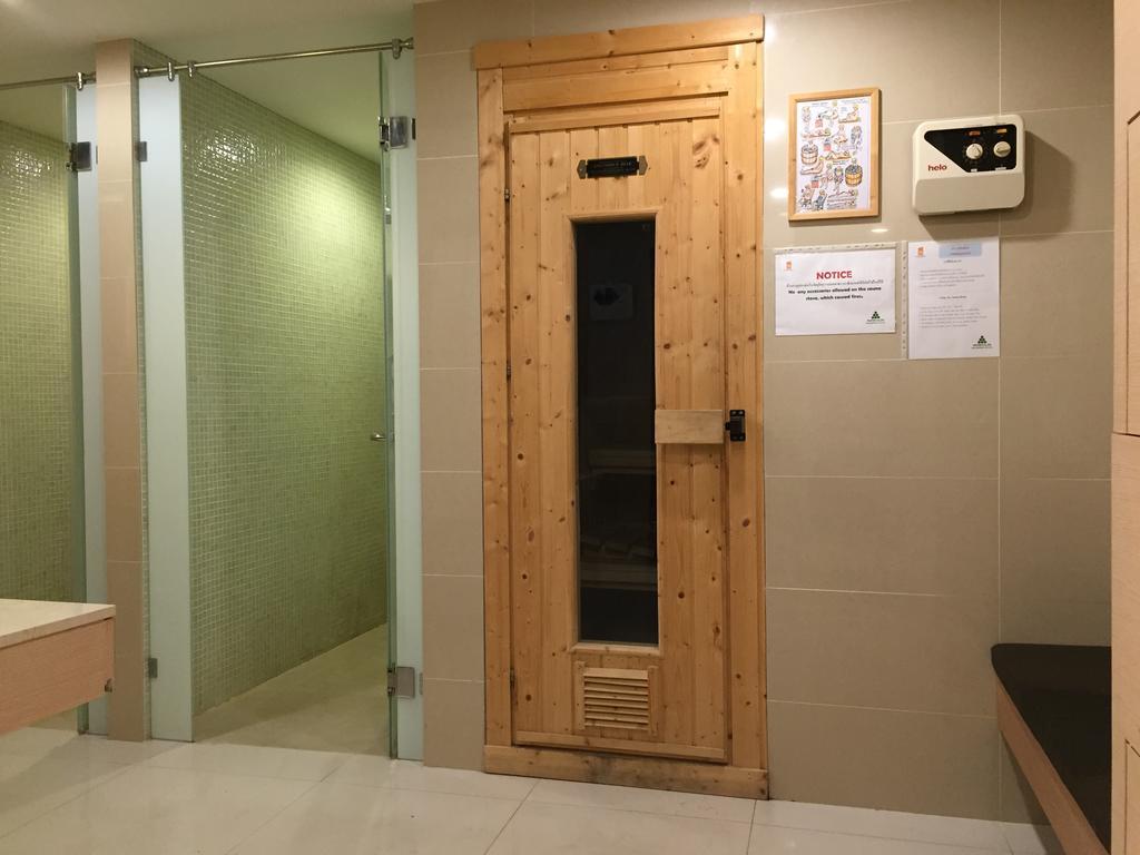 Cozy Studio Walk To Bts Free Wi-Fi Great Location Bangkok Exterior photo