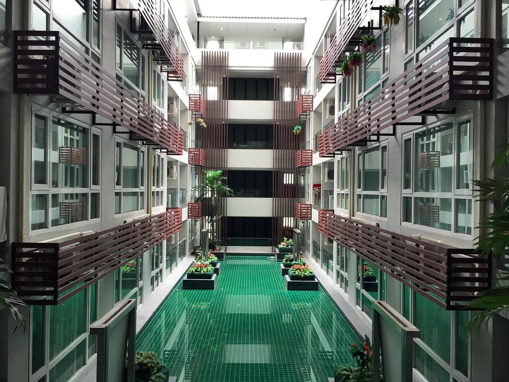 Cozy Studio Walk To Bts Free Wi-Fi Great Location Bangkok Exterior photo