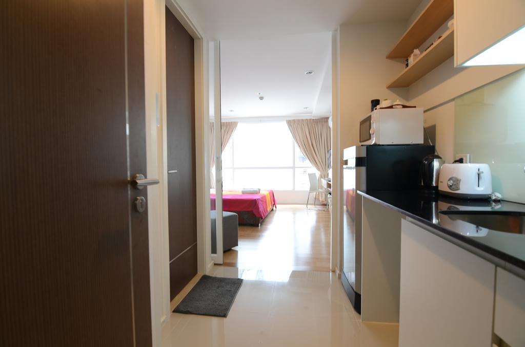 Cozy Studio Walk To Bts Free Wi-Fi Great Location Bangkok Exterior photo