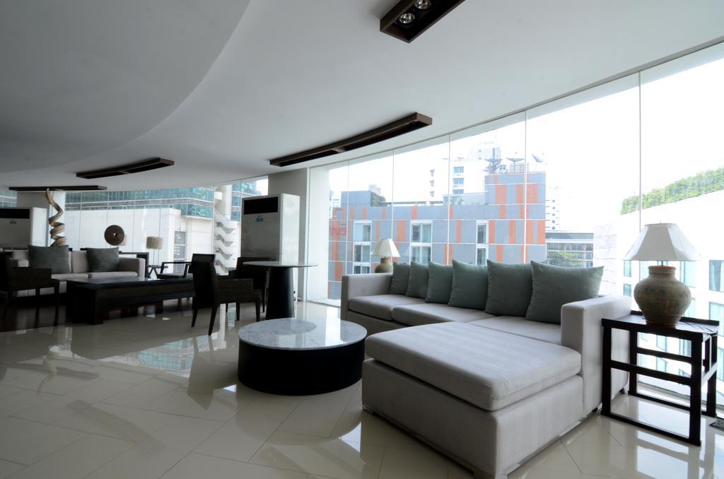 Cozy Studio Walk To Bts Free Wi-Fi Great Location Bangkok Exterior photo