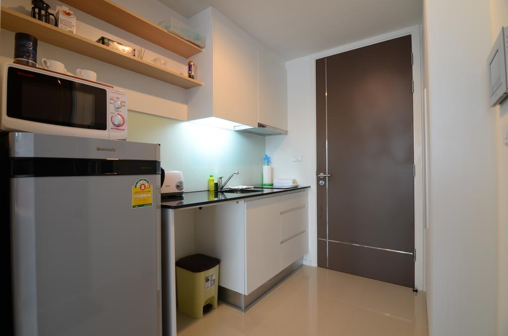 Cozy Studio Walk To Bts Free Wi-Fi Great Location Bangkok Exterior photo